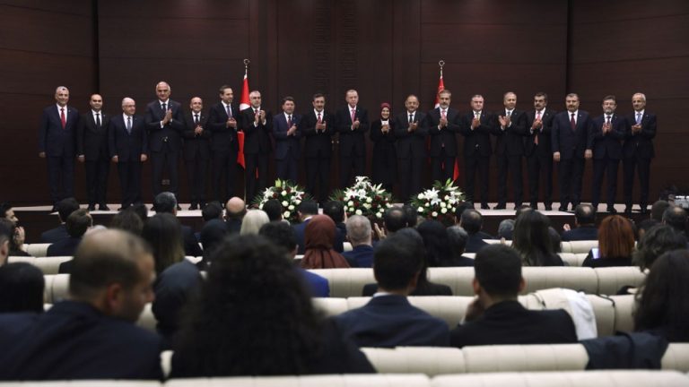 Cumhurbaşkanı Erdoğan: Hükümette değişiklikler olabilir