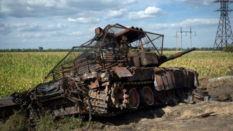 Trump, ateşkes girişiminde Putin ile ‘iyi ve verimli’ görüşmeler yaptığını öne sürdü