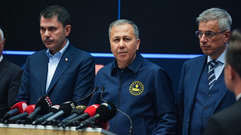 Artçı sarsıntılarının azalma eğiliminde olduğunu görüyoruz