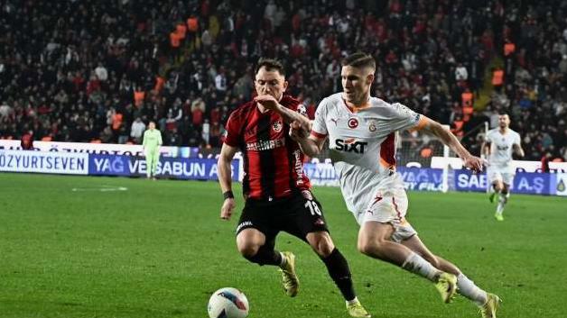 Dünyanın İlk Futbol Forması Nasıl Görünüyordu?