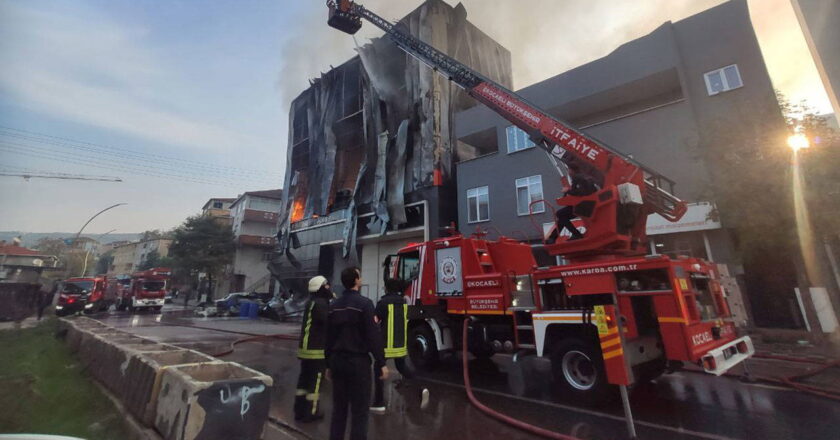 Kocaeli’deki patlamada 6 kişi hayatını kaybetti… İş yeri sahibinin bavullarıyla kaçarken yakalandığı iddia edildi – Son Dakika Türkiye Haberleri