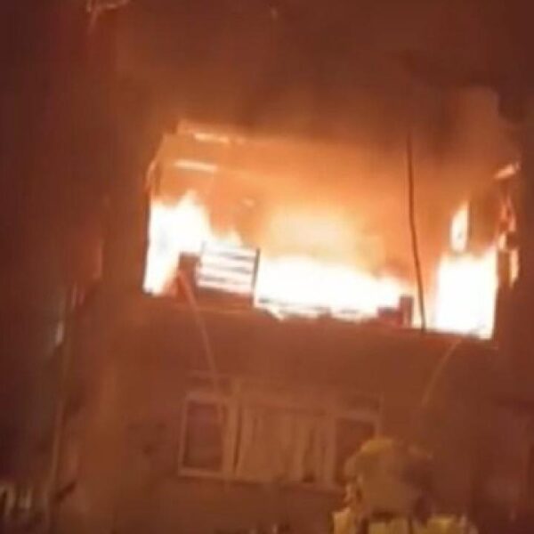 Kağıthane’de bir binada patlama yaşandı